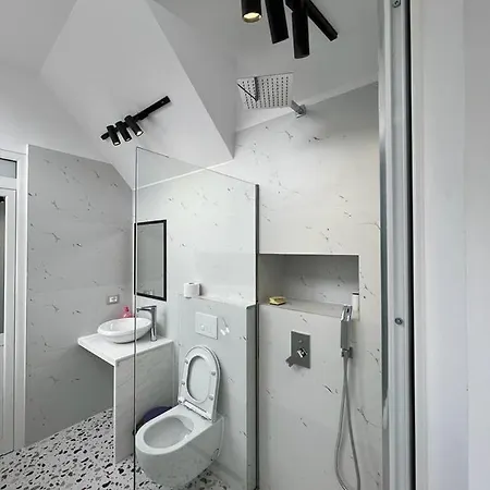 Comfort Apartament In Appartamento *